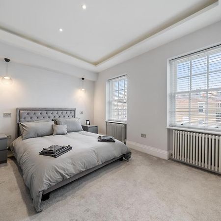 Modern 4 Bedroom Townhouse With Cinema Room In The Heart Of London Se1 외부 사진